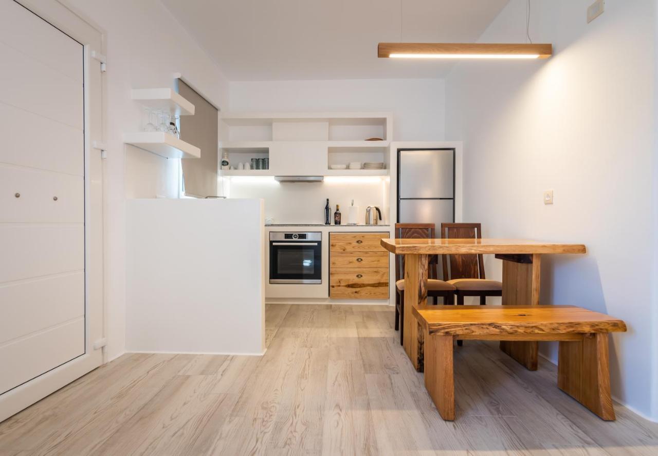 Akis Luxury House Apartman Adámasz Kültér fotó